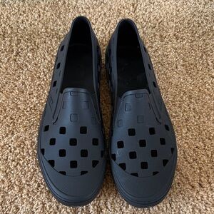 Vans Slip-on Trek Shoes - Black - 12